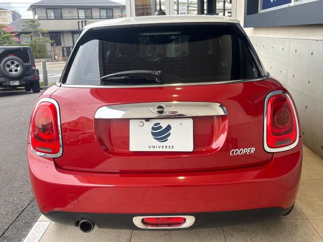 �������t�т̕ۏ؂̑��A���S�̍Œ�3�N�E���s�������ۏ�(�L��)�����p�ӁB�A���Ԃ����S���Ă��y���݂���������l�A�ۏؓ��e���[���͂������A�����_��&�I�C�������⃍�[�h�T�[�r�X���t�т��Ă���܂��B