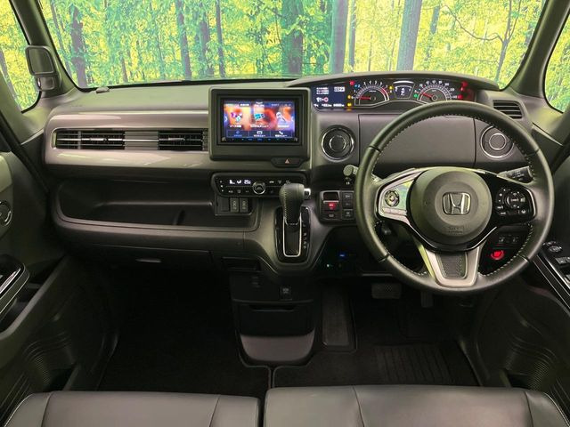 N-BOXカスタムL ターボ スタイルプラス ブラック