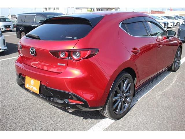 マツダ MAZDA3ファストバック 1.8 XD バーガンディ セレクション 禁煙