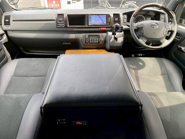 ハイエースバン2.8 スーパーGL ワイド ダークプライムII ロング ミドルルーフ  ディーゼル