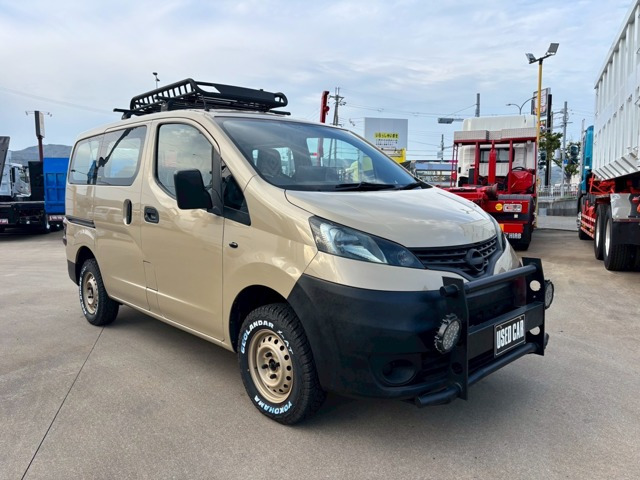 NV200バネットバン1.6 DX