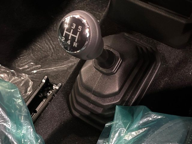 ジムニーノマド1.5 FC 4WD