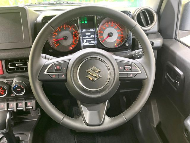 �y�X�e�A�����O�X�C�b�`�z�^�]���A�O������ڐ������炷���ƂȂ��A�I�[�f�B�I���̑��삪�\�ȕ֗��@�\!���S&���K�ȃh���C�u�����o���Ă���܂���