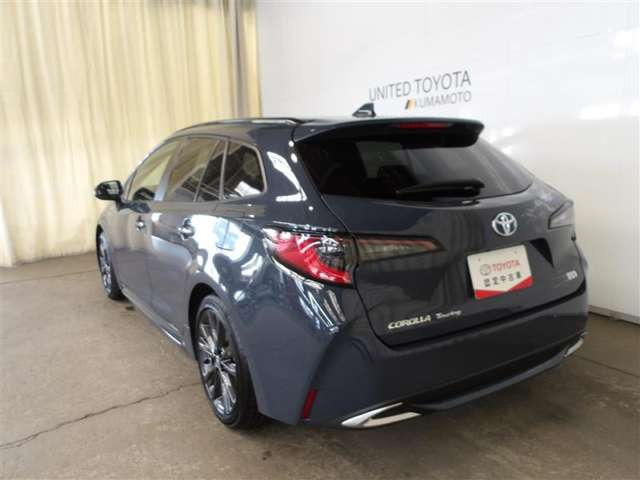 カローラツーリング1.8 ハイブリッド W×B