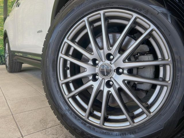 �y17�C���`�A���~�z�C�[���z�O�ςɃ}�b�`�����A���~�z�C�[���𑕒����Ă���܂��B�e��A���~�z�C�[����A�X�^�b�h���X�^�C�����戵�����Ă���܂��B���񂲑��k����������
