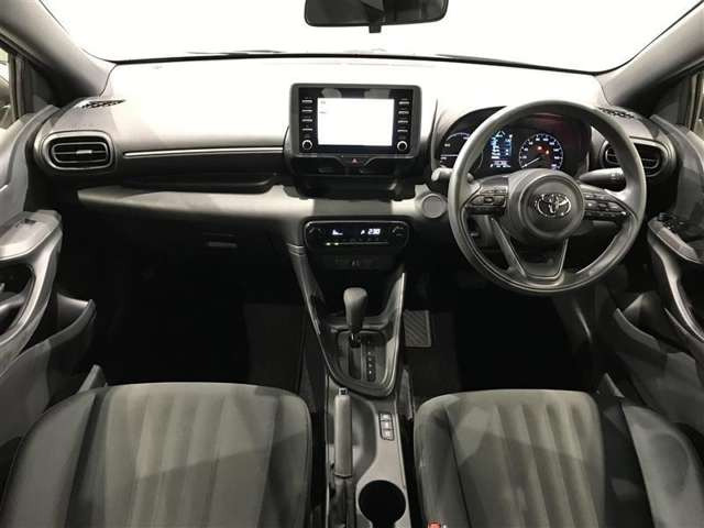 ヤリス1.5 ハイブリッド X