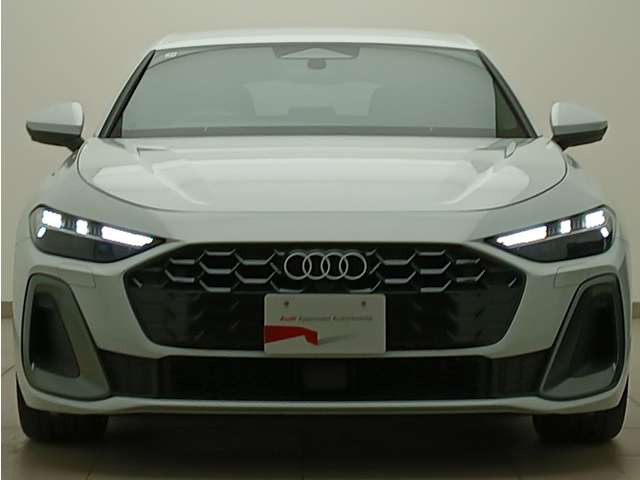 A5TFSI クワトロ 150kW Sラインパッケージ 4WD