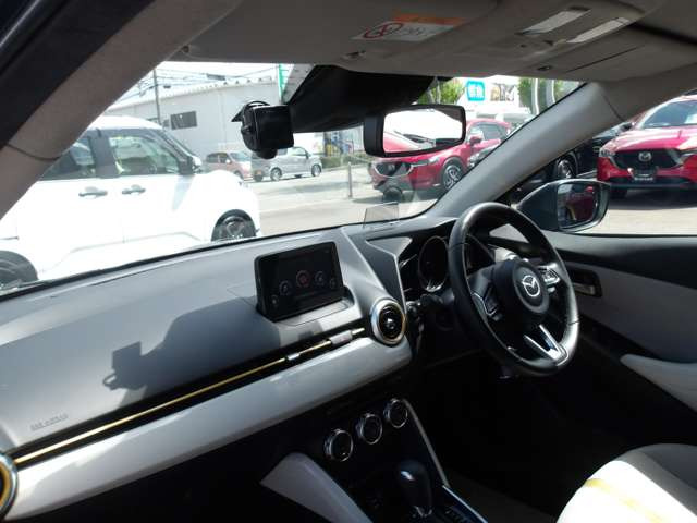 MAZDA21.5 XD サンリットシトラス