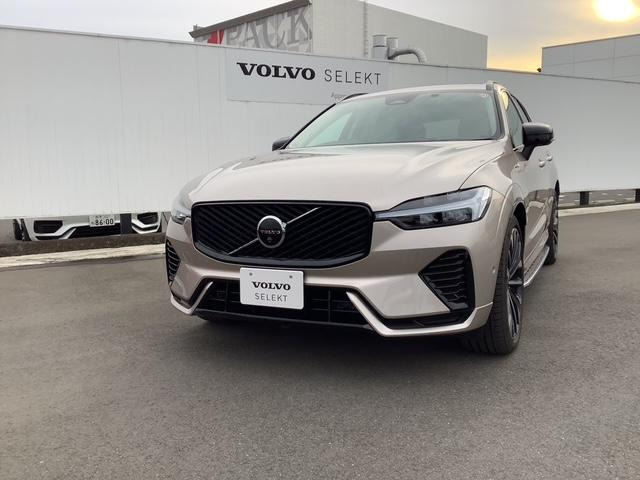 XC60ウルトラ T6 AWD プラグイン ハイブリッド 4WD