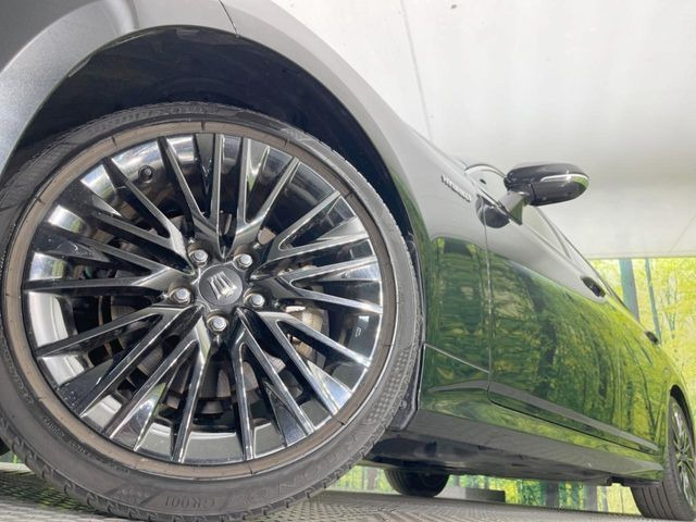 �y�����A���~�z�C�[���z�O�ςɃ}�b�`���������A���~�z�C�[���𑕒����Ă���܂��B�e��ЊO�A���~�z�C�[����A�X�^�b�h���X�^�C�����戵�����Ă���܂��B���񂲑��k����������
