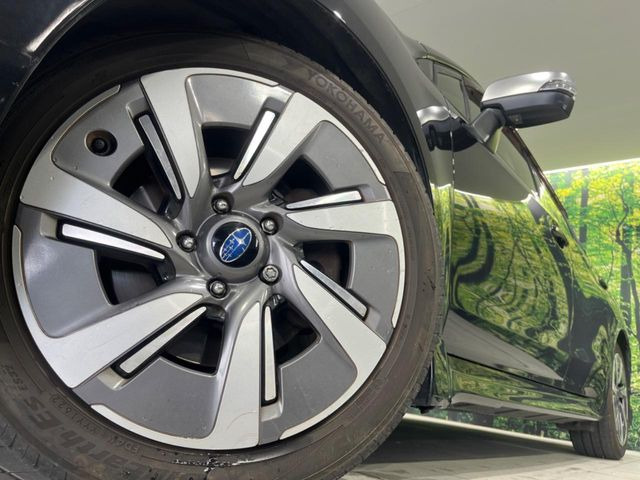 �y����17�C���`�A���~�z�C�[���z�O�ςɃ}�b�`���������A���~�z�C�[���𑕒����Ă���܂��B�e��ЊO�A���~�z�C�[����A�X�^�b�h���X�^�C�����戵�����Ă���܂��B���񂲑��k����������