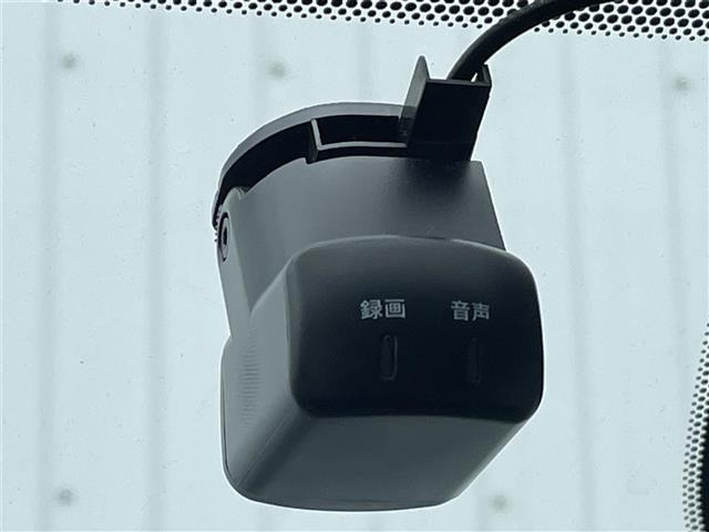 セレナ1.2 e-POWER ハイウェイスターV