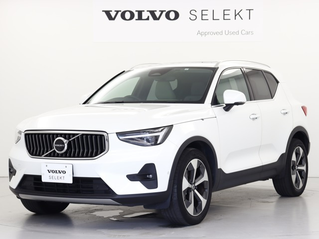 XC40ウルトラ B4 AWD 4WD