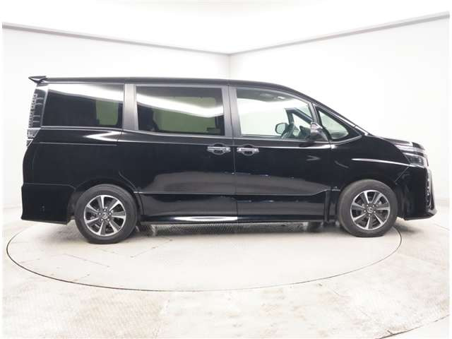 ヴォクシー2.0 ZS 煌III