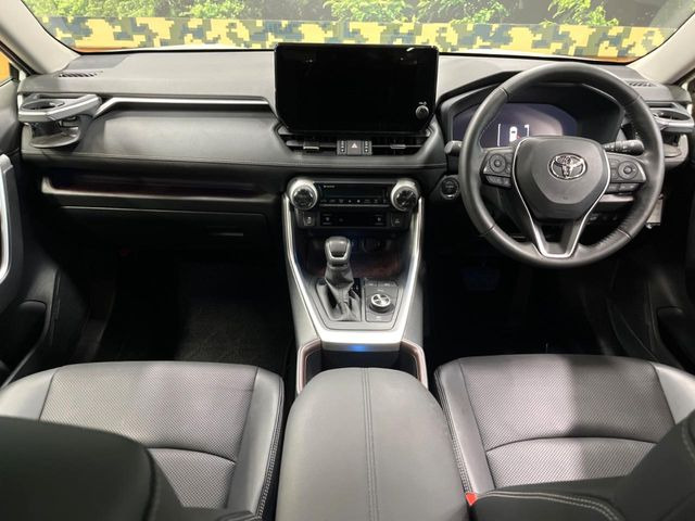 RAV42.5 ハイブリッド G E-Four 4WD