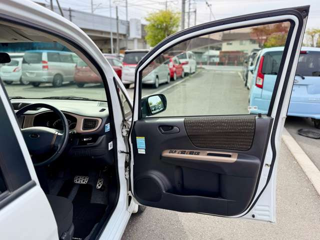いつでも綺麗な状態をお客様に見て頂けるよう全車クリーニングを行っております!