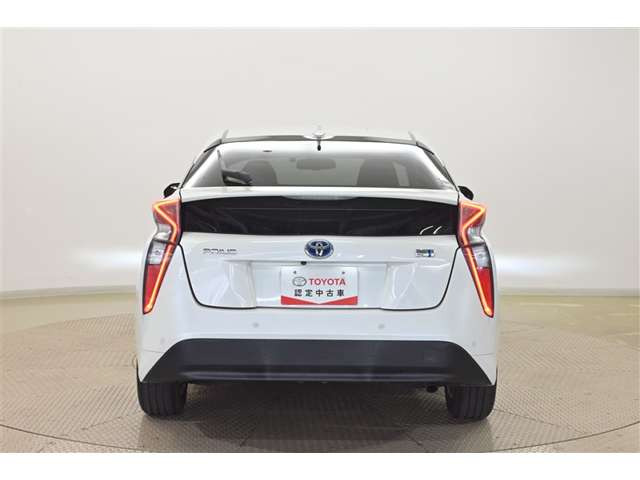 プリウス1.8 S セーフティ プラス