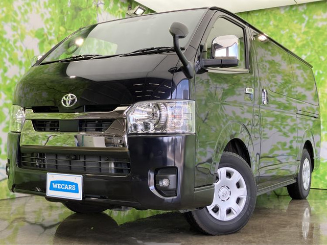 ハイエースバン