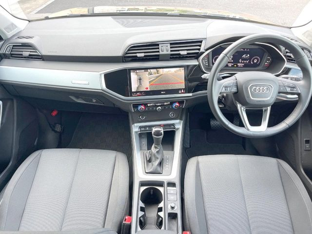 Q335 TFSI アドバンスド