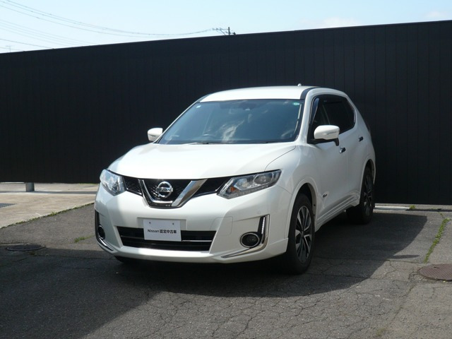 エクストレイル2.0 モード・プレミア ハイブリッド 4WD