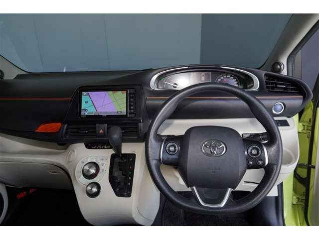 シエンタハイブリッド 1.5 X