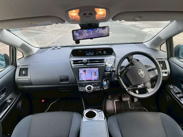 プリウスα1.8 S チューンブラックII