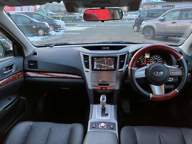 レガシィアウトバック2.5 i アイサイト 4WD