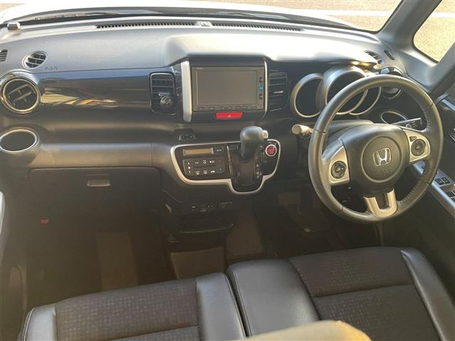 N-BOXカスタムG ターボ Lパッケージ