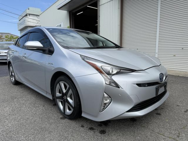 プリウス1.8 A ツーリングセレクション