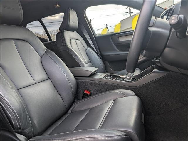 XC40T5 AWD インスクリプション 4WD