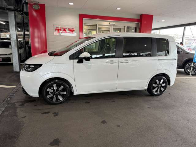 フリード1.5 e:HEV エアー EX