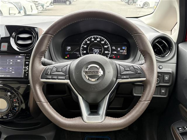 ノート1.2 e-POWER メダリスト