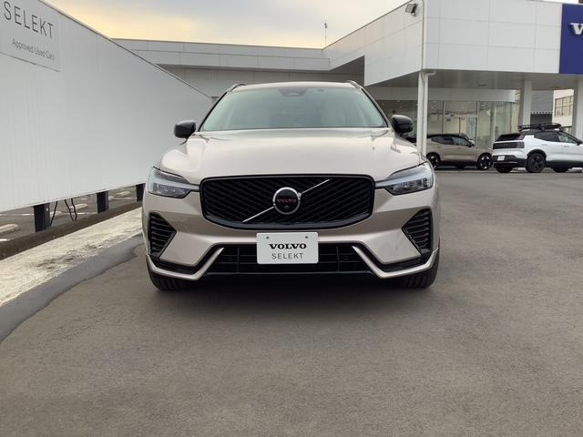 XC60ウルトラ T6 AWD プラグイン ハイブリッド 4WD