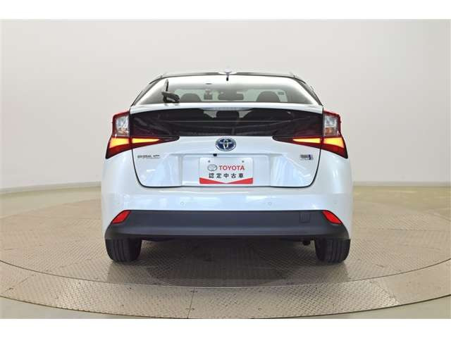 プリウス1.8 S セーフティ プラスII