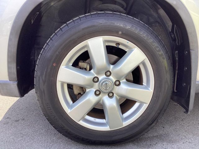 �y�A���~�z�C�[���z�O�ςɃ}�b�`�����A���~�z�C�[���𑕒����Ă���܂��B�e��A���~�z�C�[����A�X�^�b�h���X�^�C�����戵�����Ă���܂��B���񂲑��k����������