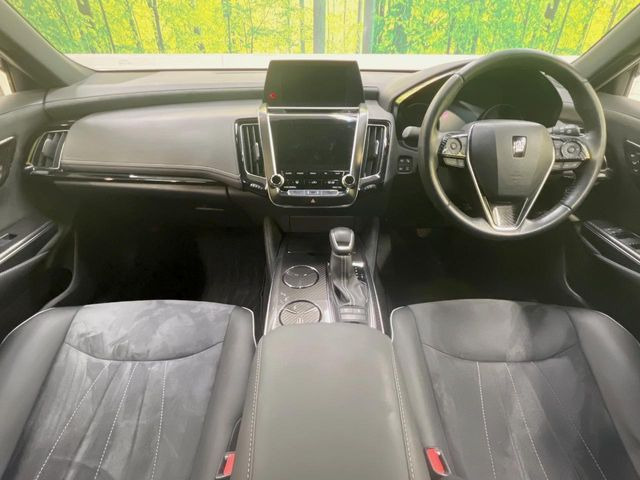 クラウンハイブリッド 2.5 RS アドバンス