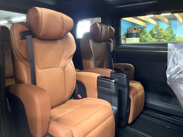 ���ڒ����̓E�H�[�N�X���[�ƂȂ��Ă���܂��B���ڂƎO��ڂ̈ړ�����~�肪�Ƃ��Ă��y�ɂȂ�̂ŁA���~��̍ۂ��X�g���X�������邱�Ƃ͂���܂����