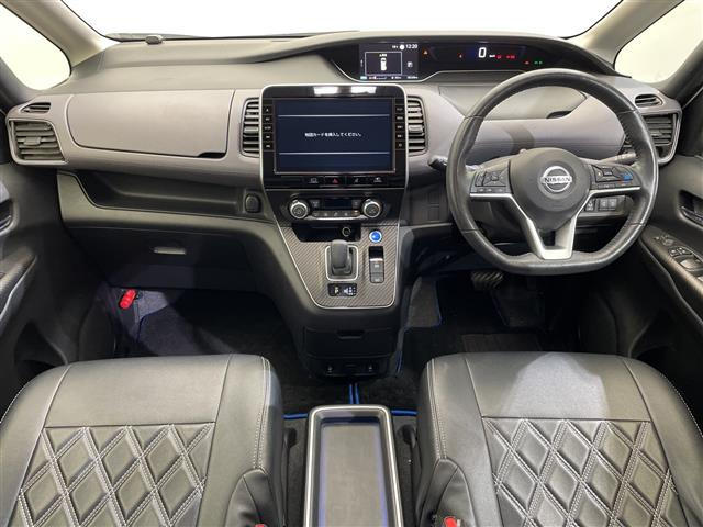 セレナ1.2 e-POWER ハイウェイスターV