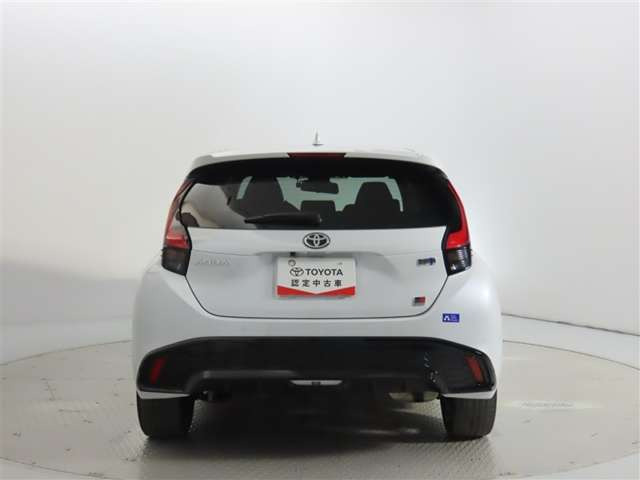 アクア1.5 GRスポーツ