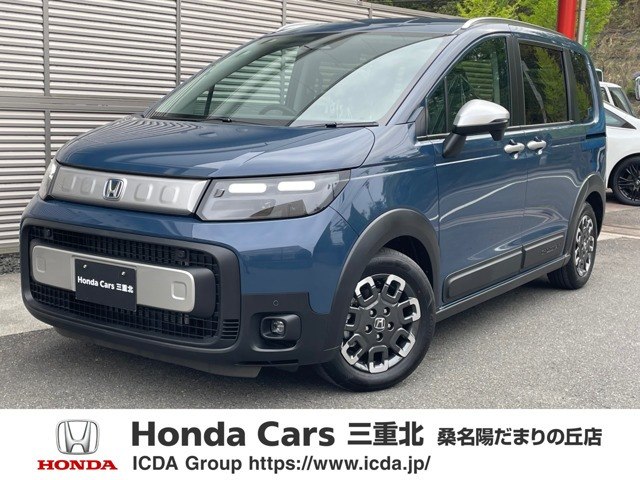 フリード1.5 e:HEV クロスター