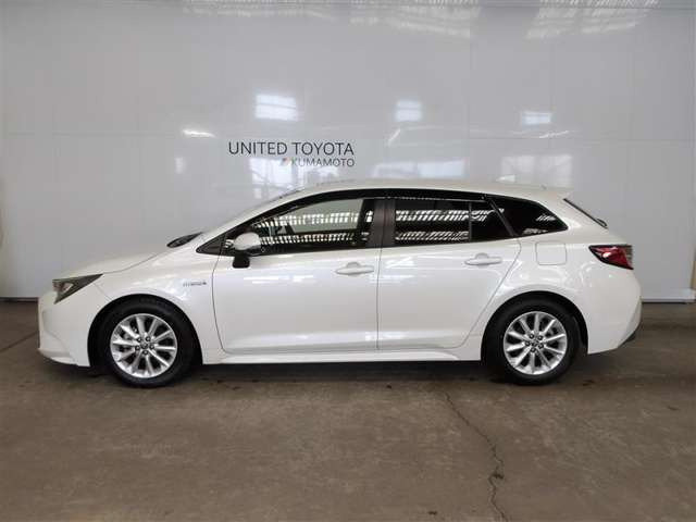 カローラツーリング1.8 ハイブリッド S