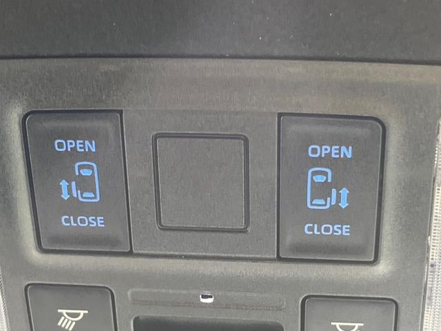 ヴォクシー1.8 ハイブリッド S-Z