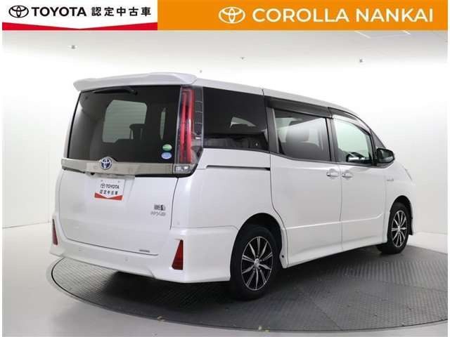 ノア1.8 ハイブリッド Si W×B II