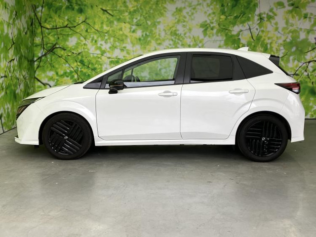 ノートオーラ1.2 G 90周年記念車