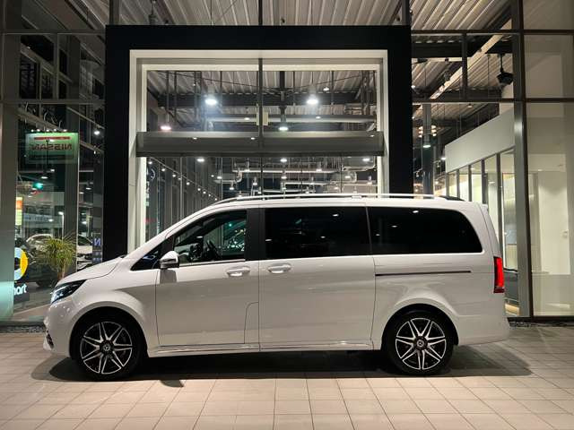 VクラスV220d アバンギャルド ロング AMGラインパッケージ