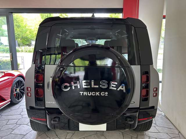 ディフェンダー110 X ダイナミック SE 3.0L D300 ディーゼル 4WD