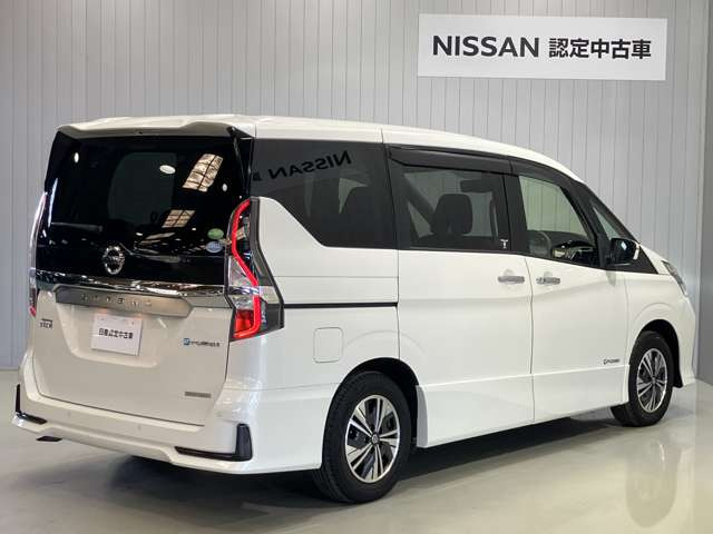 セレナ1.2 e-POWER ハイウェイスターV