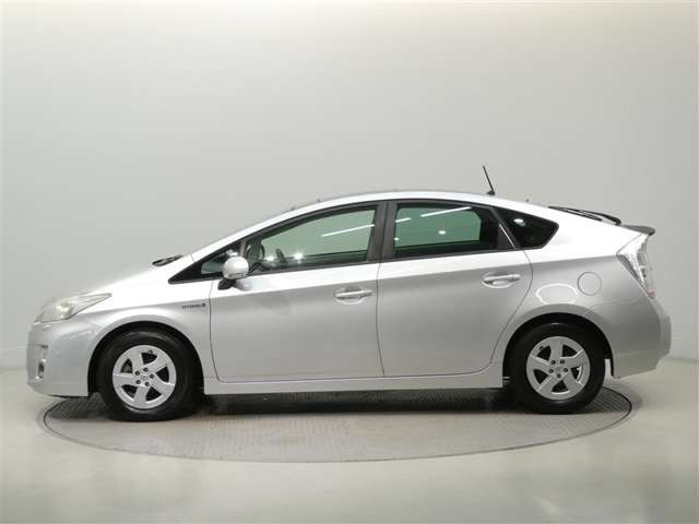 プリウス1.8 S LEDエディション