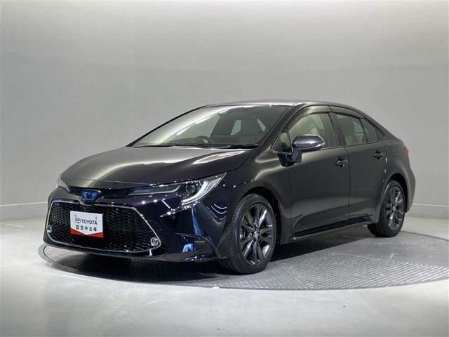 カローラ1.8 ハイブリッド W×B