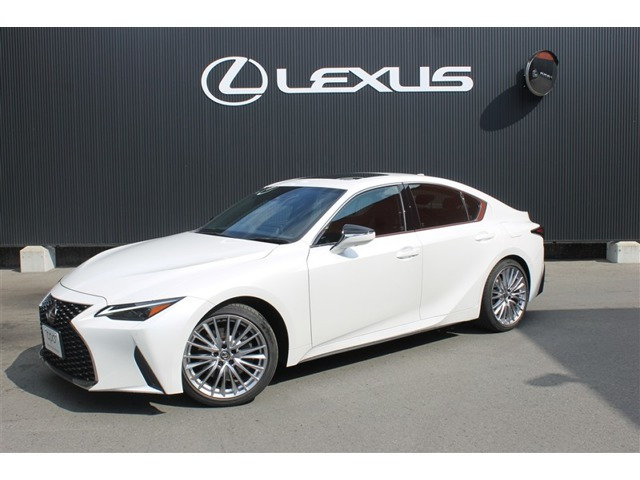 IS300h バージョンL